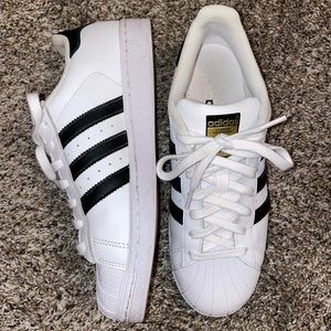 Adidas Superstar Sneakers